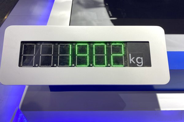 美狮贵宾会科普：铝合金车架复合板簧 1.9吨的欧马可咋样