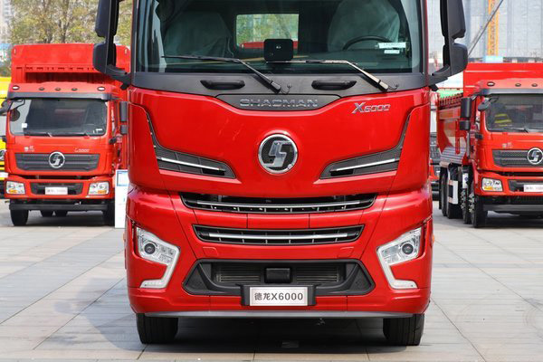 美狮贵宾会品鉴：陕汽X6000牵引车，对标解放J7