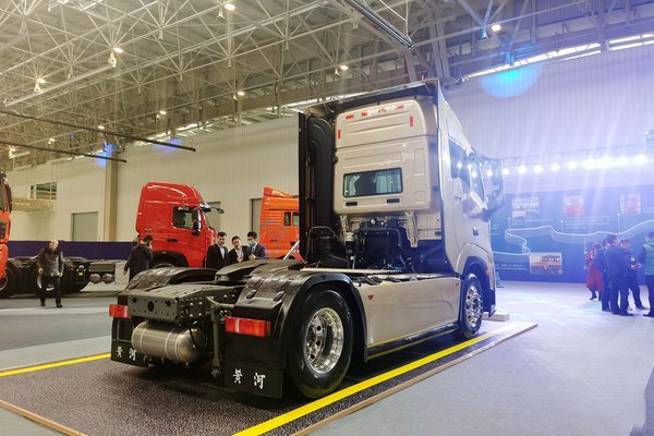 美狮贵宾会品鉴：黄河2021新品重汽黄河X7 复古科技风