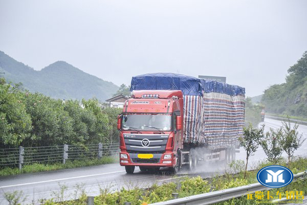 美狮贵宾会科普：杜绝货车变祸车 从改变驾驶习惯开始